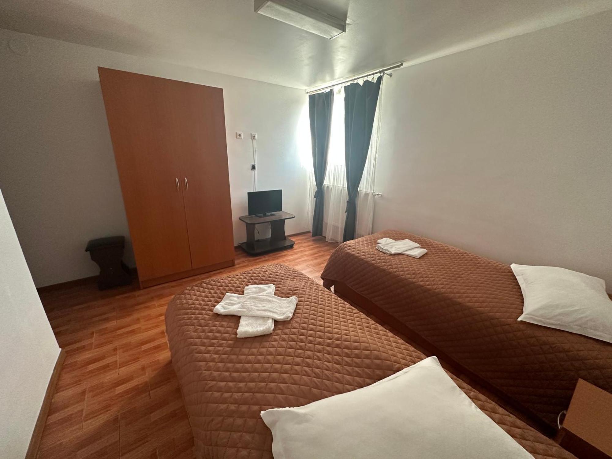 Casa Rustic Cazare Питешти Экстерьер фото